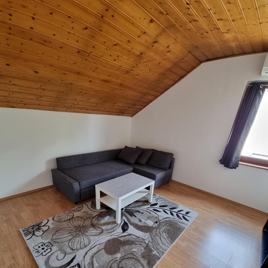 דירות ווליקה גוריצה Kiki Privatne Sobe, Zagreb Airport מראה חיצוני תמונה